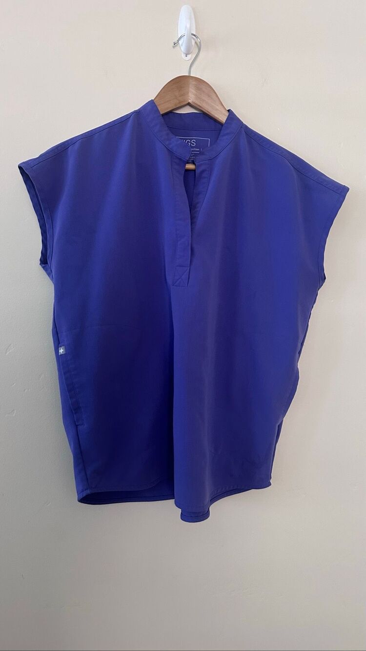 Figs Purple Scrub Set Top Oversized XS Rafaela and Pants Size Small Joggers